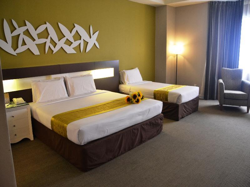 Hotel The Pearl 4*