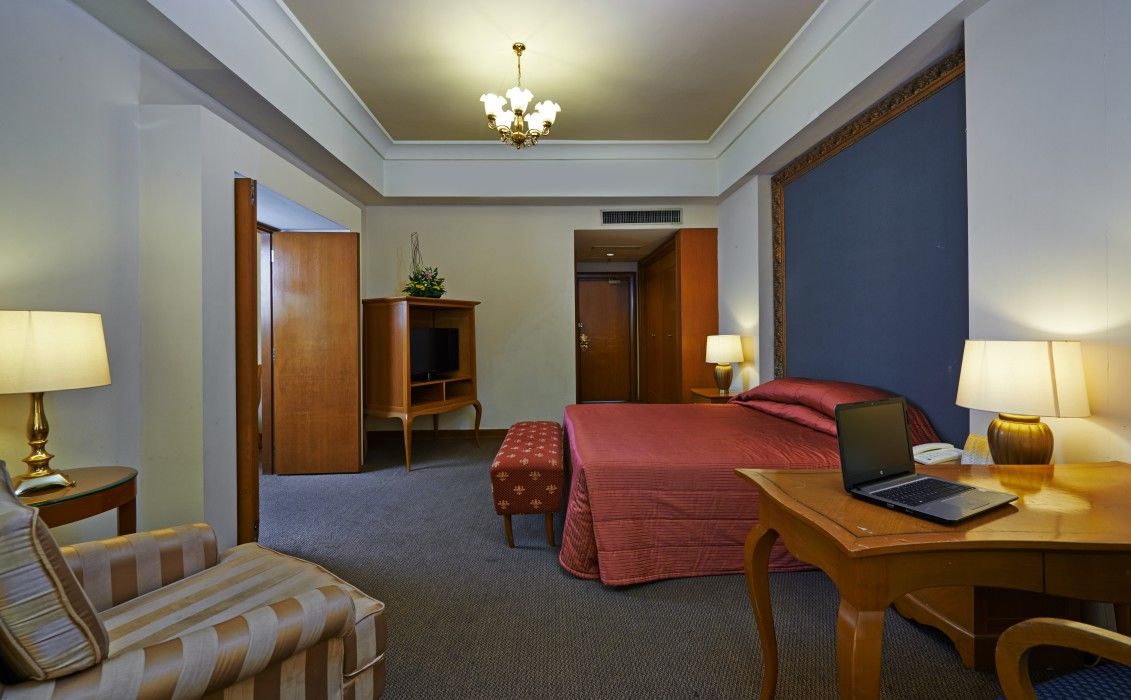 The Pearl Hotel