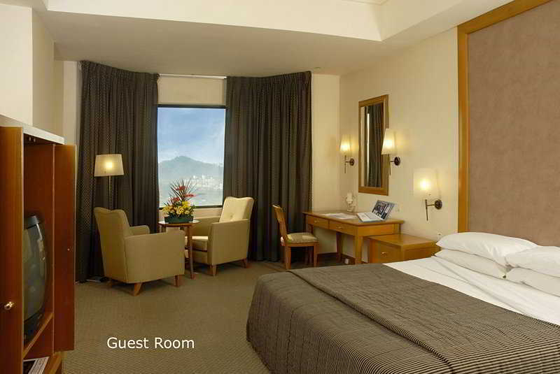 The Pearl Hotel 4*
